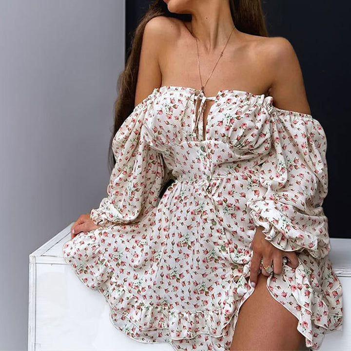 Kvinders Off-Shoulder Kjole med Blomstermønstre og Ruffle Detaljer Stilla