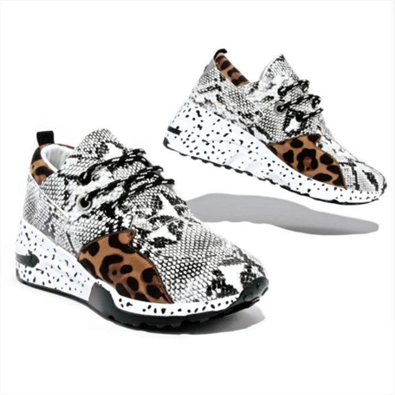 Dame Sporty Sneakers med reflekterende accenter og moderne design Stilla
