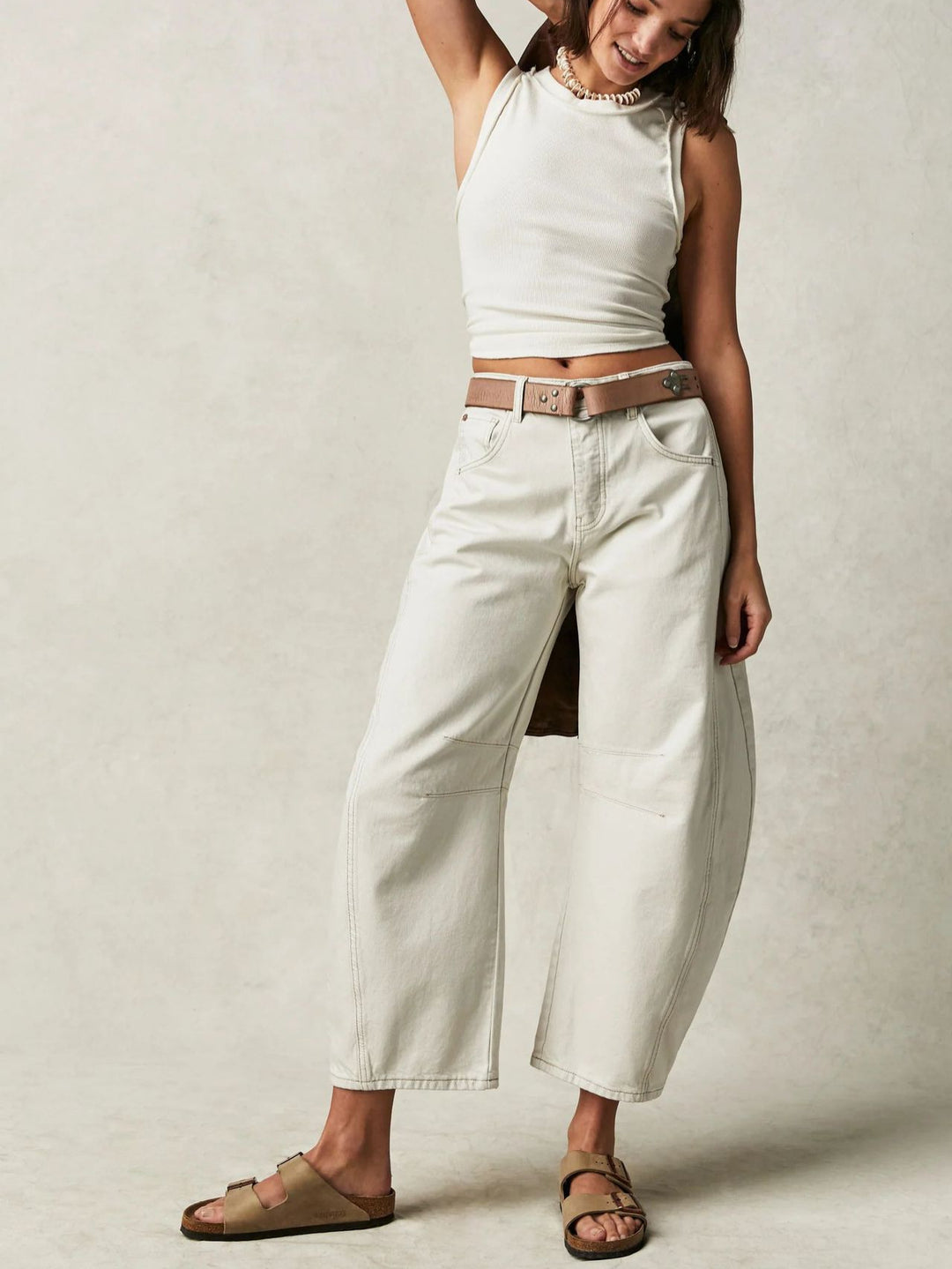 Dame Baggy-Jeans i Moderne Stil Stilla