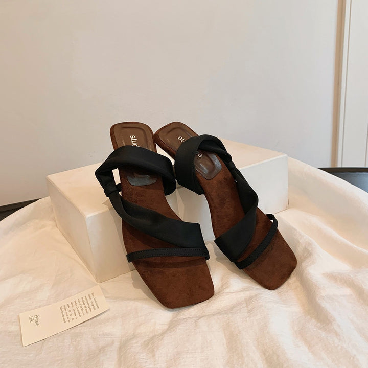 Dame Tykkere Hæle Firkantet Tå Mules med Elegant Krydssman Design Stilla