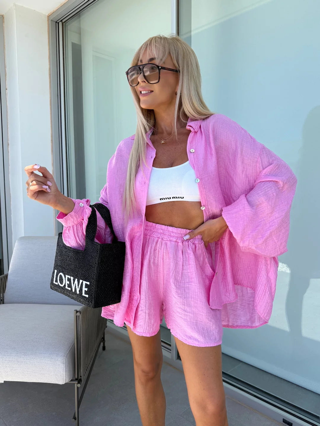 Kvinders Casual Kort Jumpsuit Sæt med Asymmetrisk Top og Elastisk Talje
