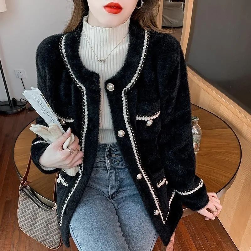 Kvinderne cardigan med fashionable bomuldsblanding og skinnende perleknapper Stilla