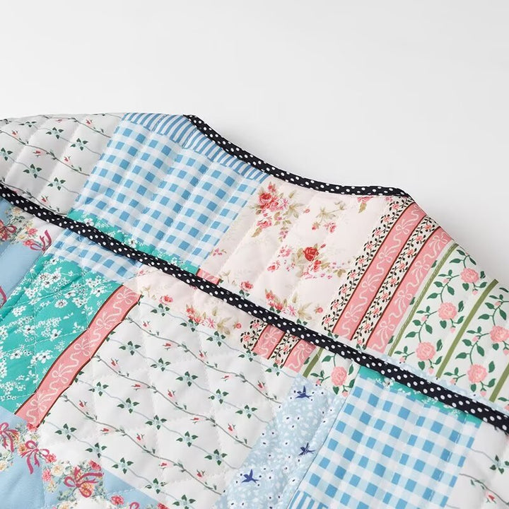 Kvinders patchwork-jakke med stilfuldt design og praktiske lommer Stilla