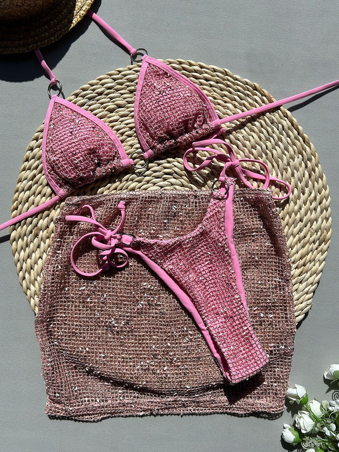 Dame Triangel-Bikini med dekorativt Skørt og Ringe Stilla