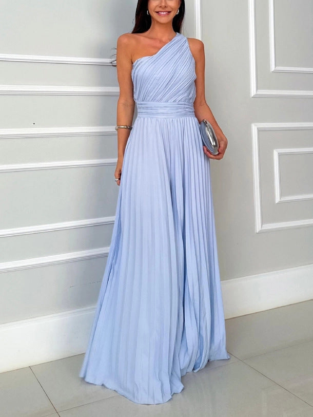 Dame Plisseret Aftenkjole med asymmetrisk stropdesign og elegant flow Stilla