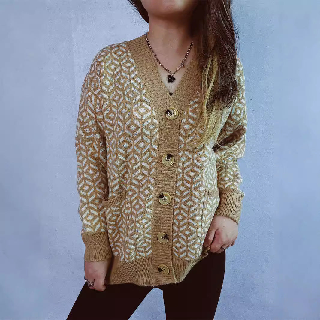 Kvindernes cardigan med geometrisk mønster og gylden knapdetalje Stilla