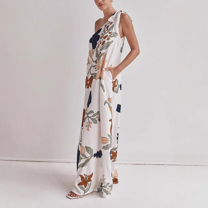 Dame Maxi-kjole med asymmetrisk stropdesign og blomstermønster Stiila