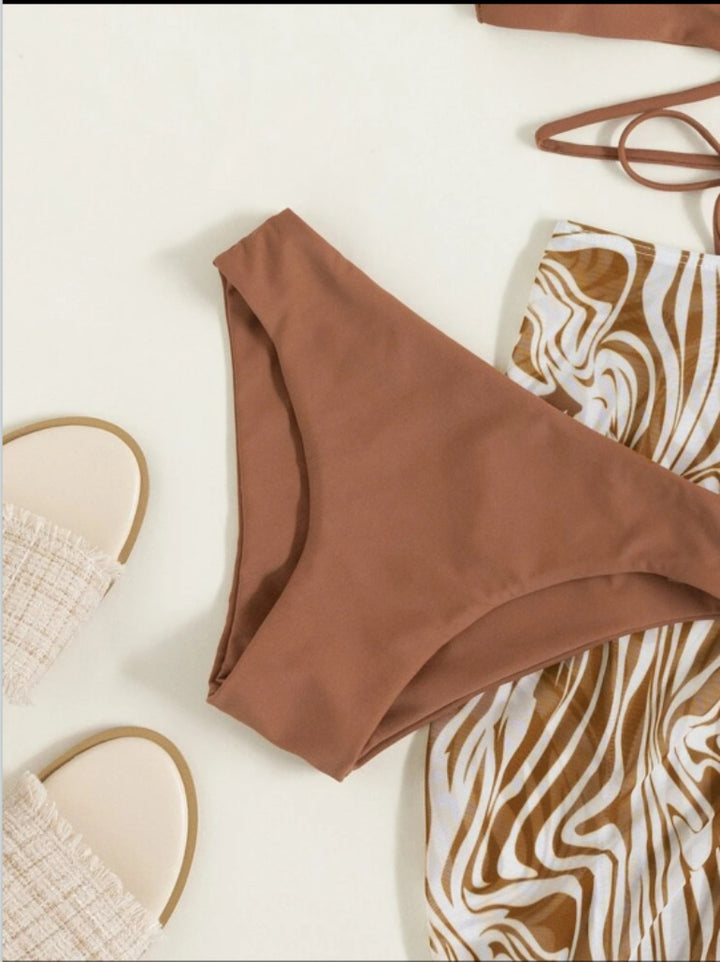 Dame Bikini-sæt med moderne asymmetrisk design og flettede detaljer Stilla