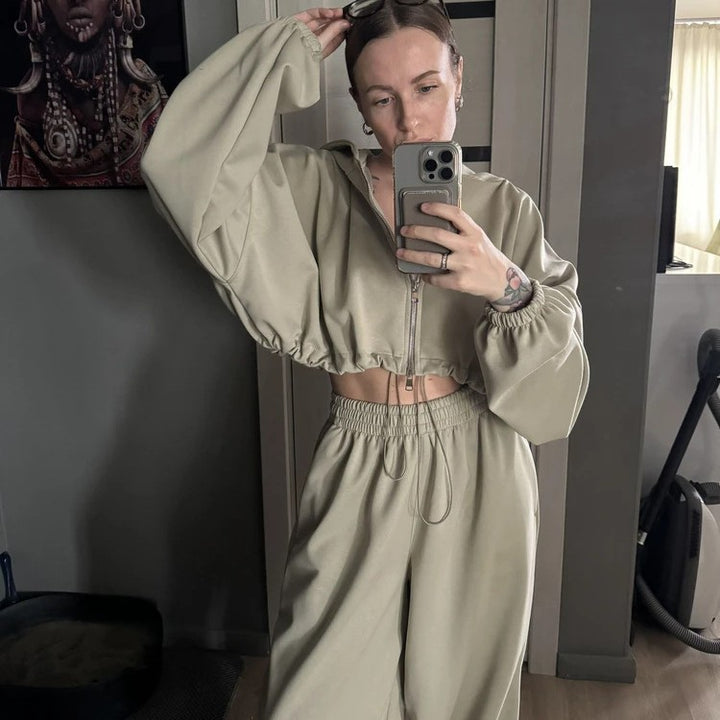 Kvinders sporty oversized sæt med hætte og elastisk talje Skovae