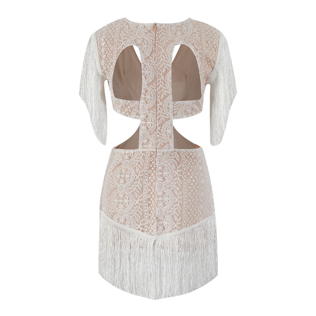 Dame Cut-Out Minikjole med fransedetaljer og elegant blonderdesign Stilla