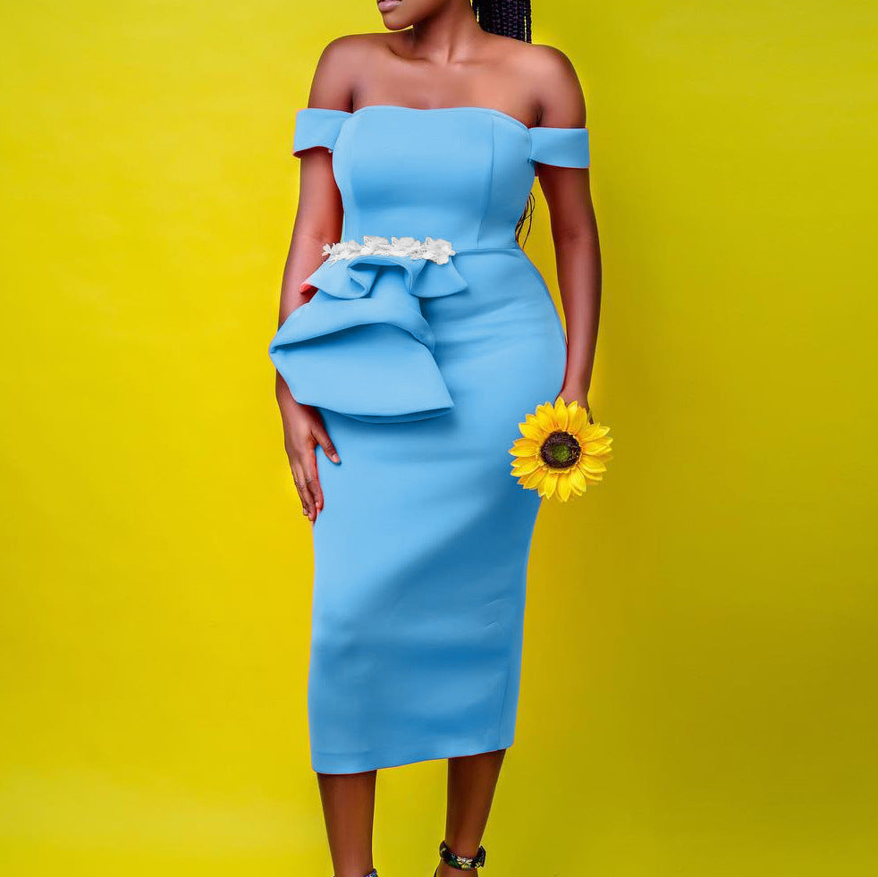 Dame Etuikjole med Off-Shoulder Design og elegant Rüschenapplikation Stilla