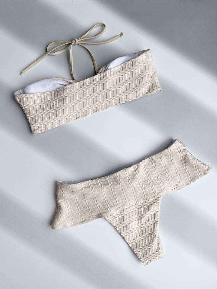 Dame bandeau-bikini med raffinerede flæser Skovae