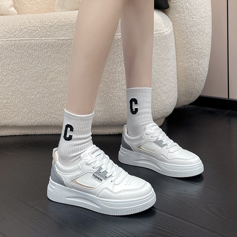 Dame moderigtige sneakers med alsidigt design og tyk sål Stilla