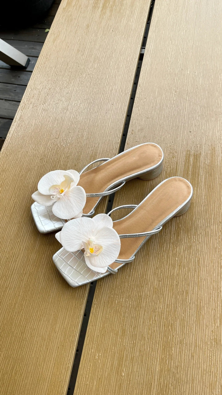 Dame blomsterdesignede slide-sandaler Stilla