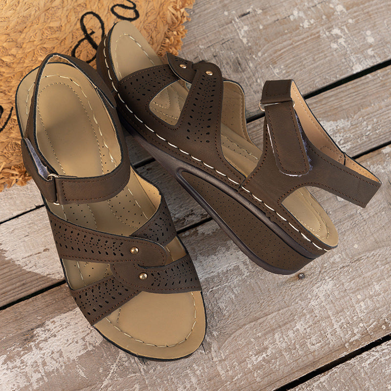 Dame Wedge-sandaler med åndbart overmateriale og justerbar rem Stilla