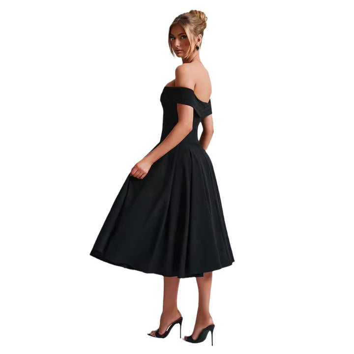 Dame Off-Shoulder Midikjole med elegant snit og lommer Stilla