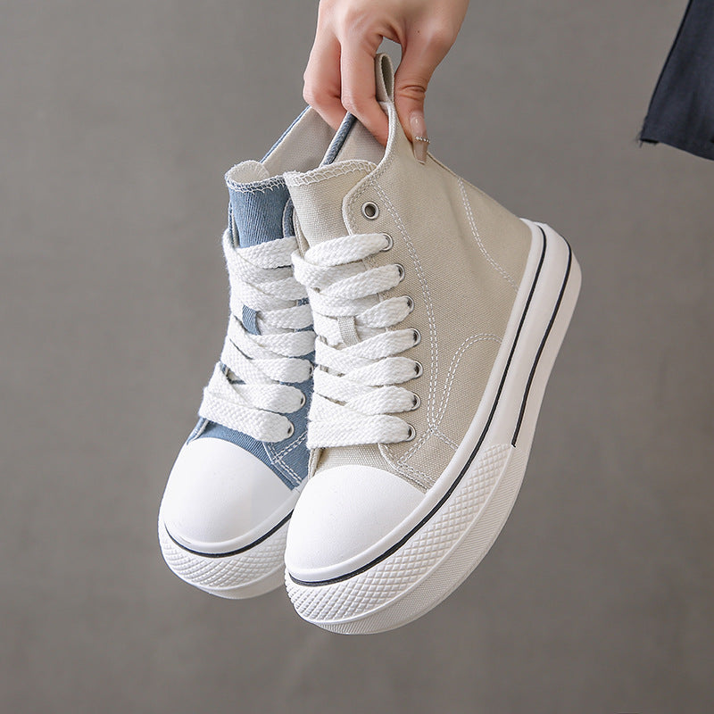 Dame Hochtop Sneakers med tyk platform og moderne design Stilla
