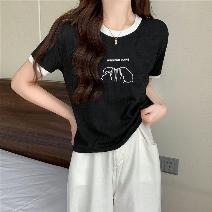 Femme Ribbed Graphic Tee med kontrasterende kanter Stilla