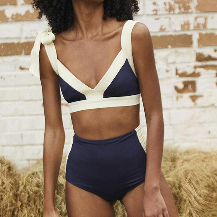 Damer højskåret bikini med elegant indpakningsdetalje Skovae