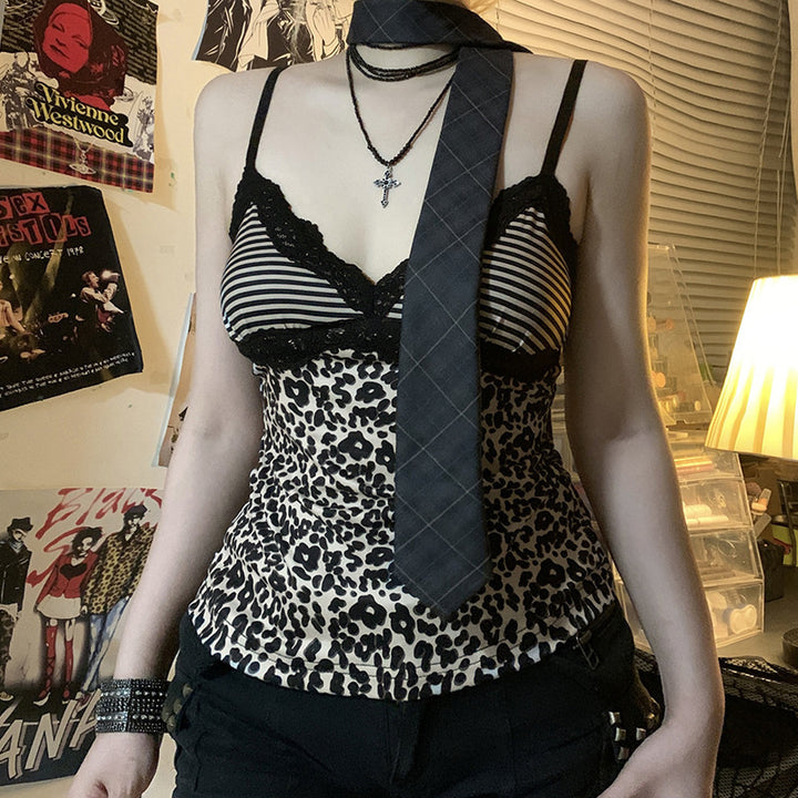 Dame spaghetti-top med elegant spidskant og moderne leopardmønster Skovae