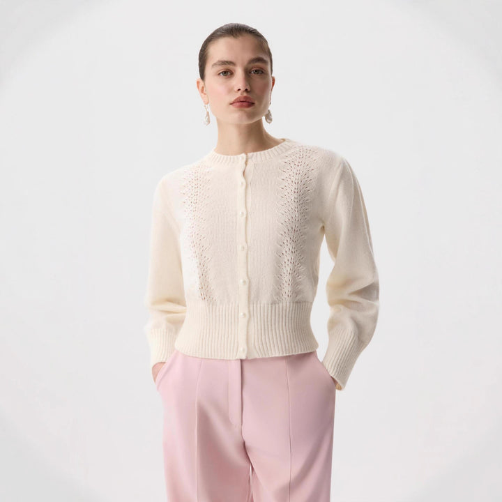 Kvinders cardigan med fint blonder mønster og elegante knapper Stilla