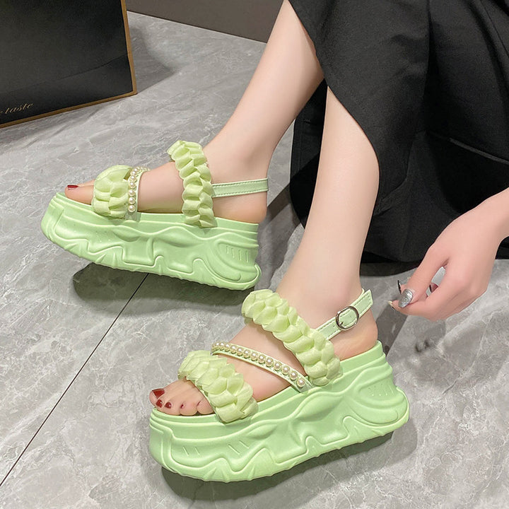 Dame Plateau-sandaler med moderne flæse-design og komfortabel sål Stilla