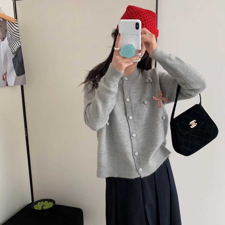 Dame Fashionable Cardigan med Dekorative Detaljer Stilla