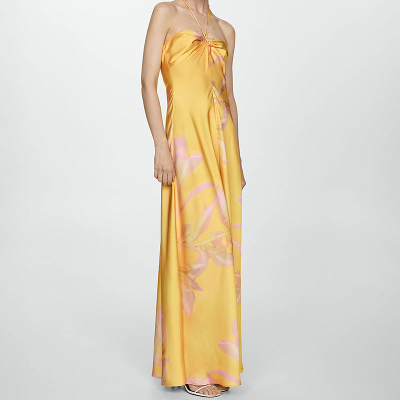 Dame Maxi-kjole med elegant drapering og blomstermønster Skovae