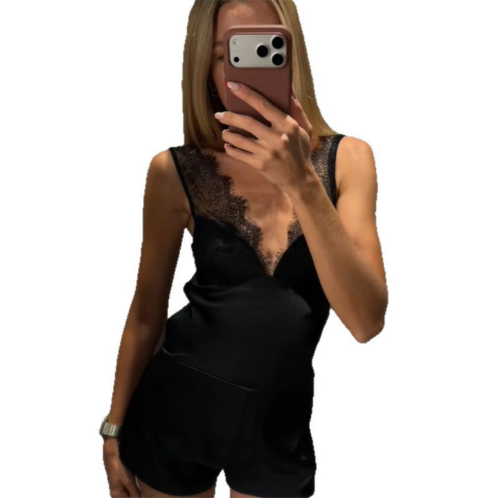 Dame Satin-Cami-Top med finspet og justerbare stropper Skovae