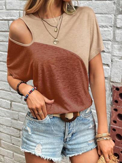 Dame afslappet top med asymmetrisk snit og one-shoulder detalje Stilla