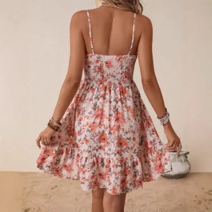 Dame let sommerkjole med ruffles og blomsterdesign Stilla