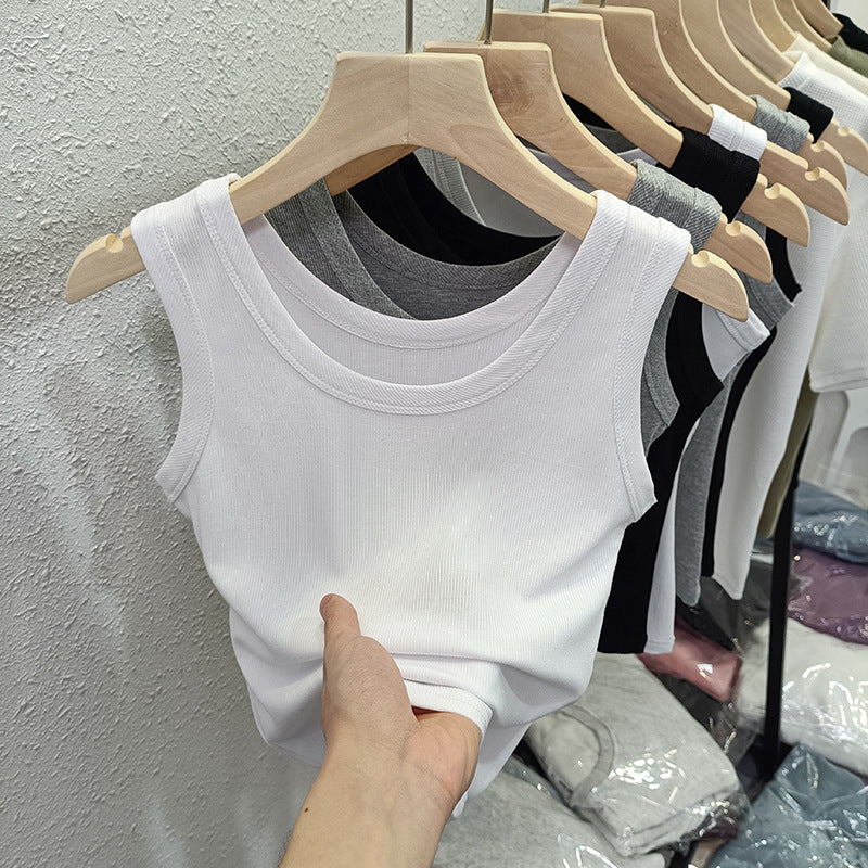Femme Ripp bomulds tanktop med klassisk rund halsudskæring Stilla