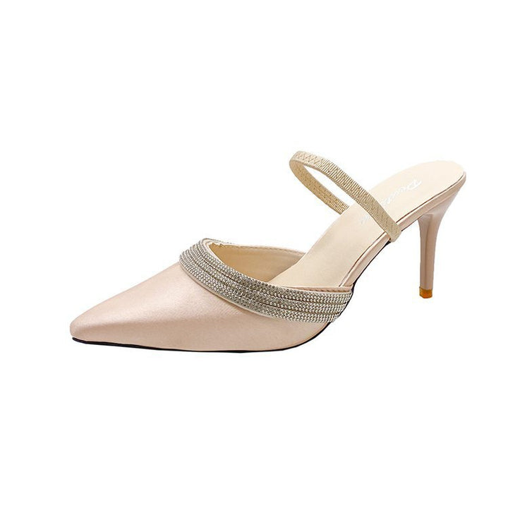 Dame Slingback-pumps med glitrende strass og elegant design Stilla