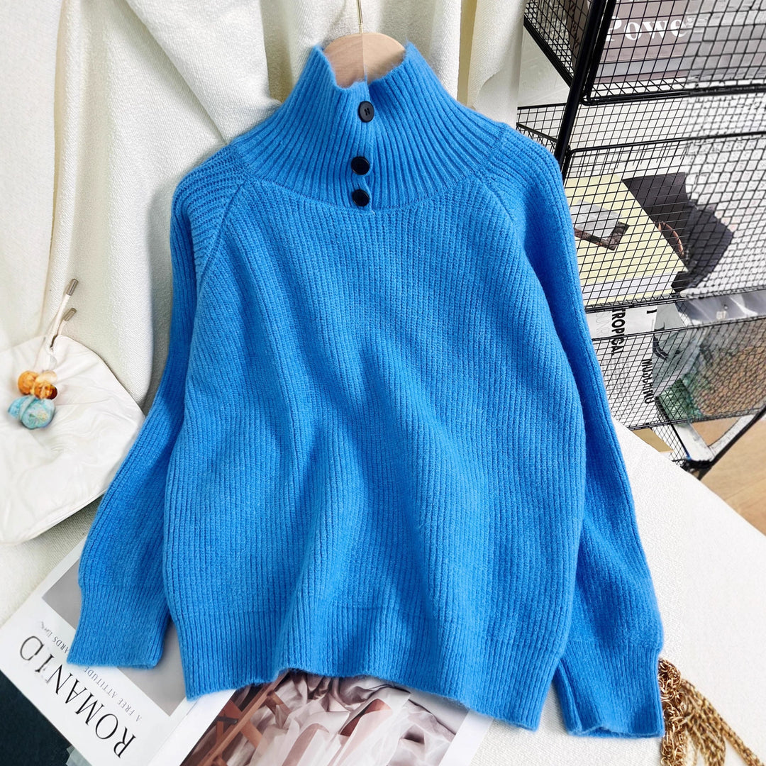 Kvinders varme højhalset sweater lavet af blødt strikket stof Stilla