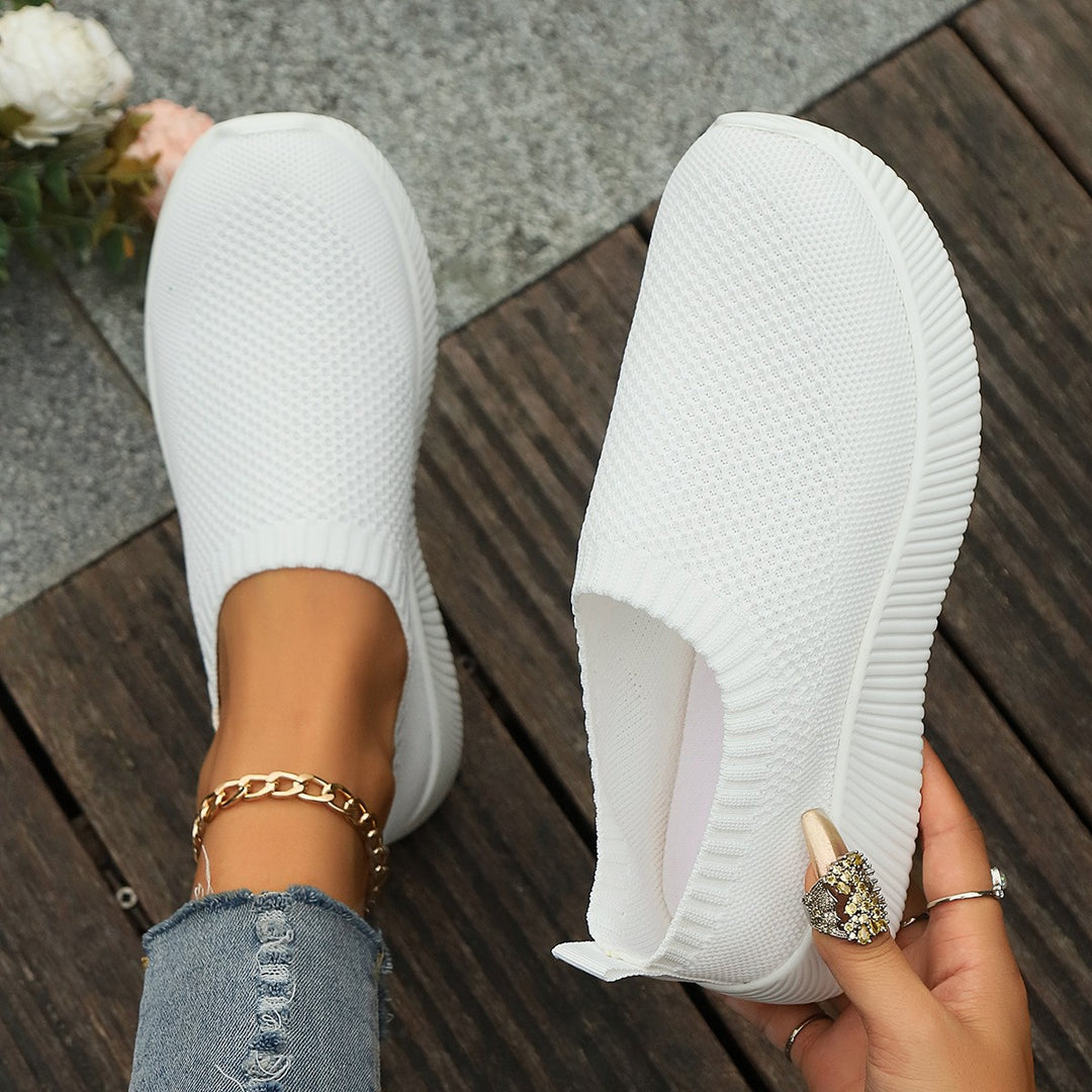 Dame Sneakers i åndbart strikdesign Stilla