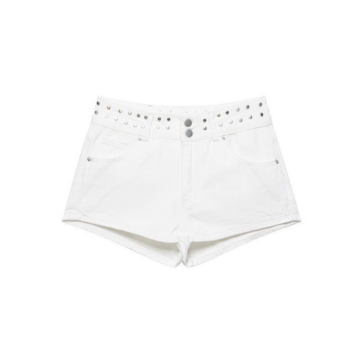 Dame mode denim-shorts med dekorativ nittebånd Skovae