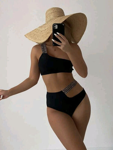 Dame bikini-sæt med asymmetrisk top og unikt design Stilla