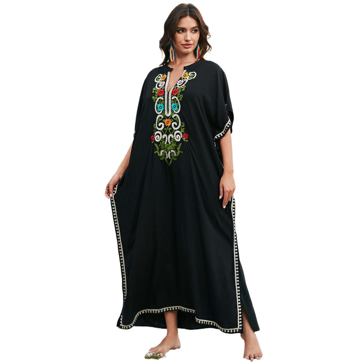 Dame Strandkaftan med kunstnerisk broderi og elegante accenter Stilla