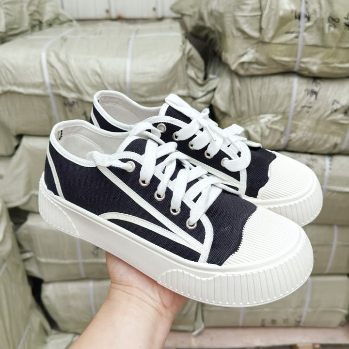 Femme Classic Canvas Snørebånd Sneakers med forhøjet sål Stilla