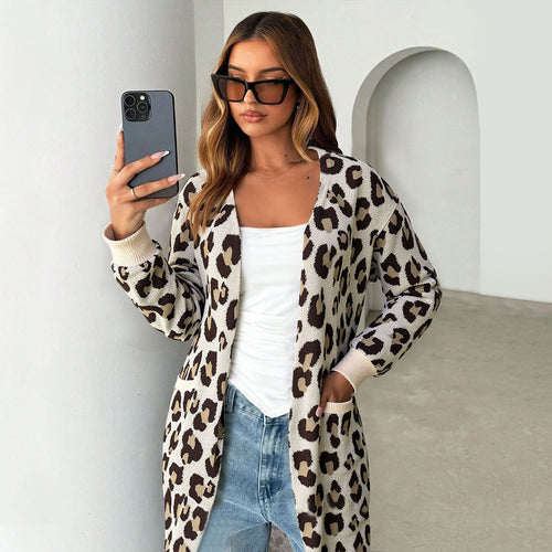 Kvinders cardigan med leopardmønster og praktiske lommer Stilla