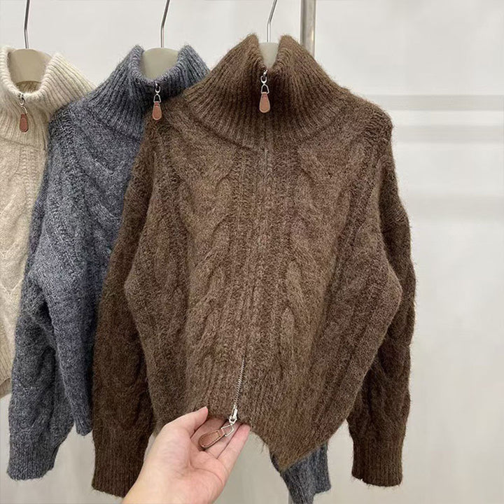 Kvinders chunky strikket sweater med høj krave og dekorativ lynlås Stilla