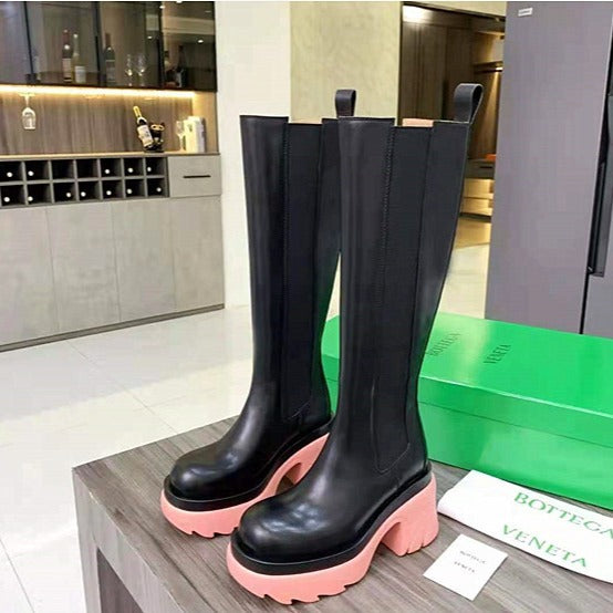 Femme Chunky Platform Ankellange Støvler med Iøjnefaldende Farveblokdesign Stilla