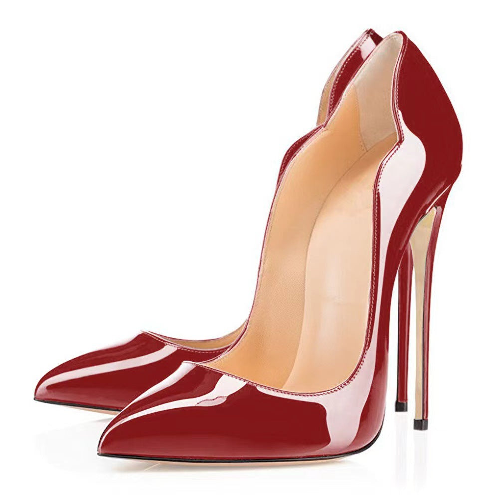 Femme Spids tå Stiletto Højhælede Pumps med blank finish Stilla