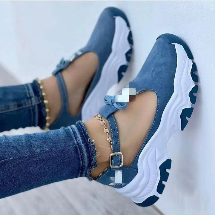 Dame Sporty Sneakers med justerbar rem og dæmpningsteknologi Stilla