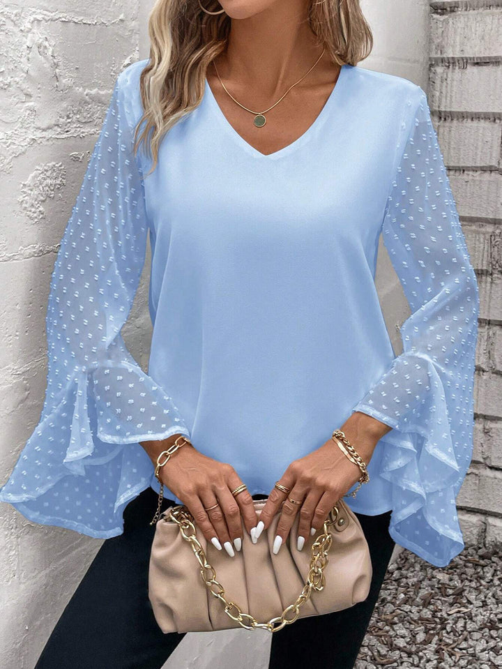 Dame top med V-udskæring og gennemsigtige pufærmer Stilla