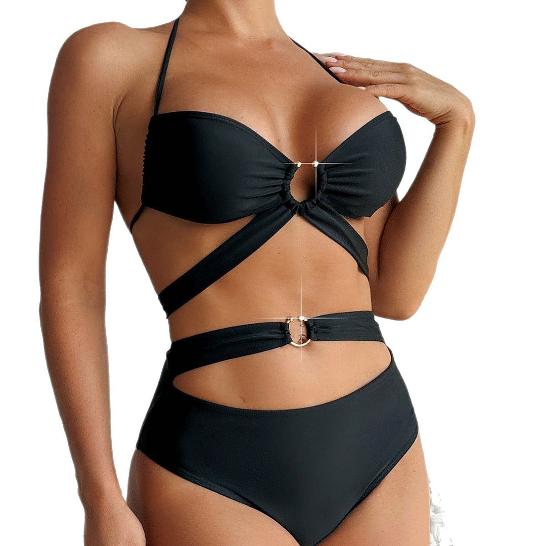 Dame Bikini-sæt med moderne cut-outs og fremrykket ringdetalje Stilla