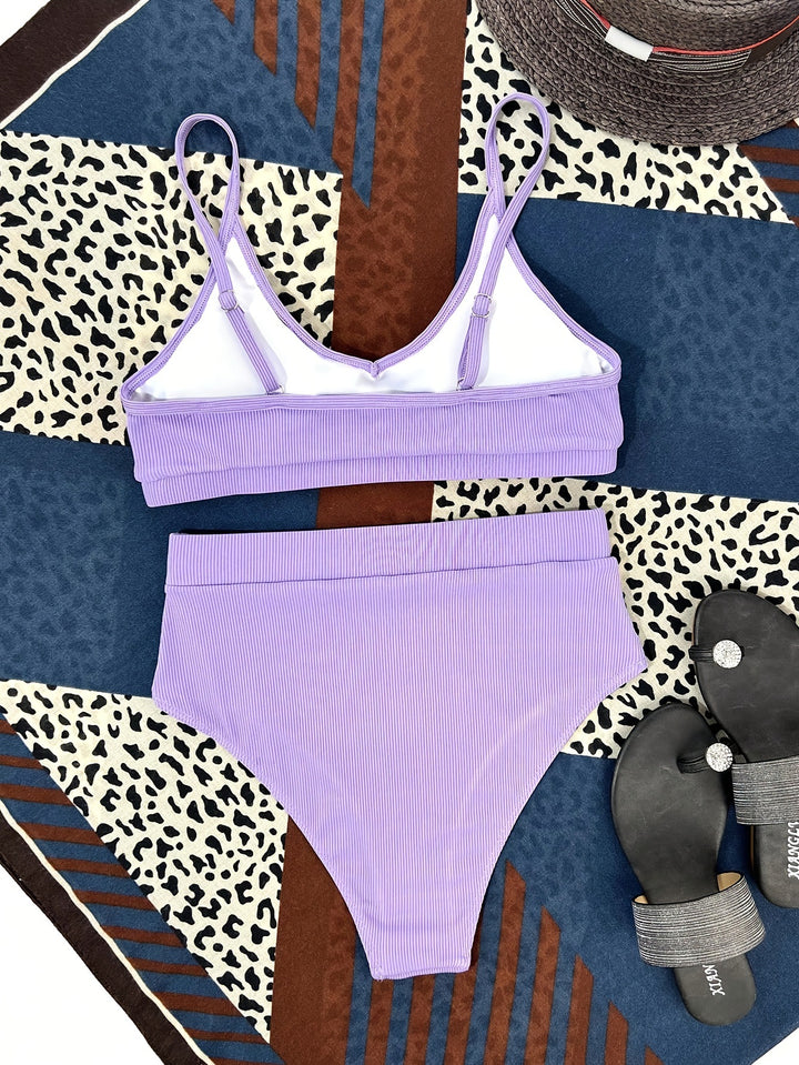 Dame Højtaljet Bikini sæt lavet af elastisk materiale med komfortabel pasform Stilla