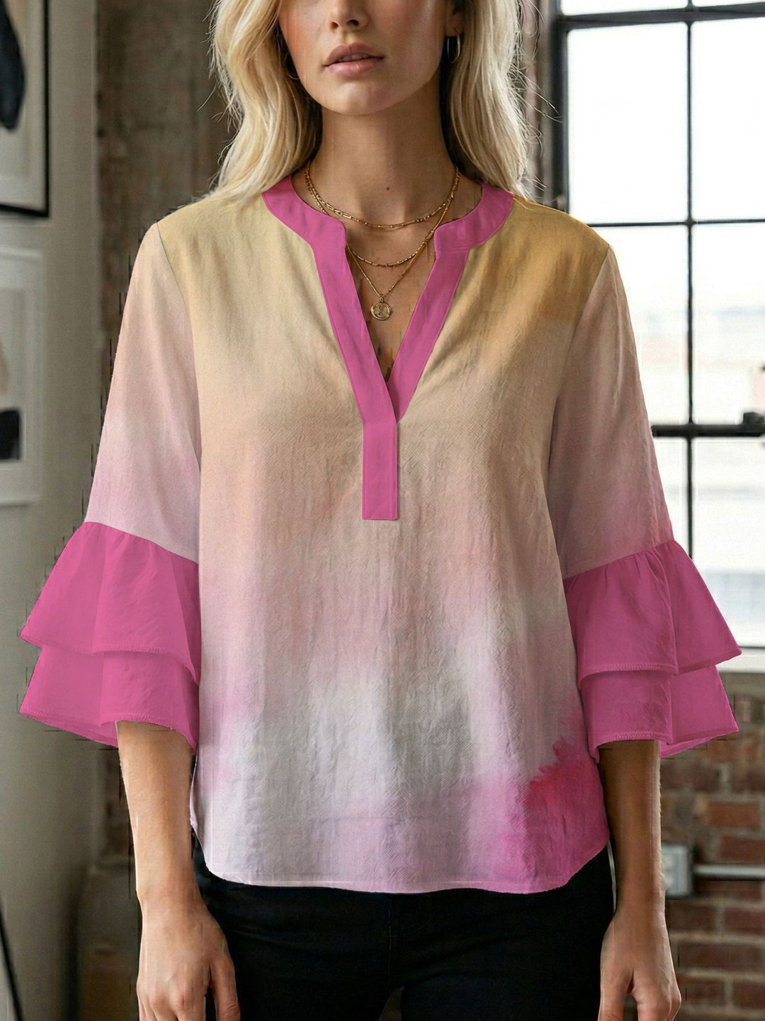 Damebluse med smukt blomstermotiv Skovae