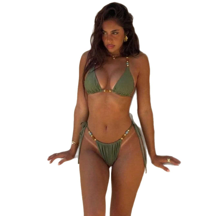 Dame triangel-bikini med farverig smykkedetalje Skovae