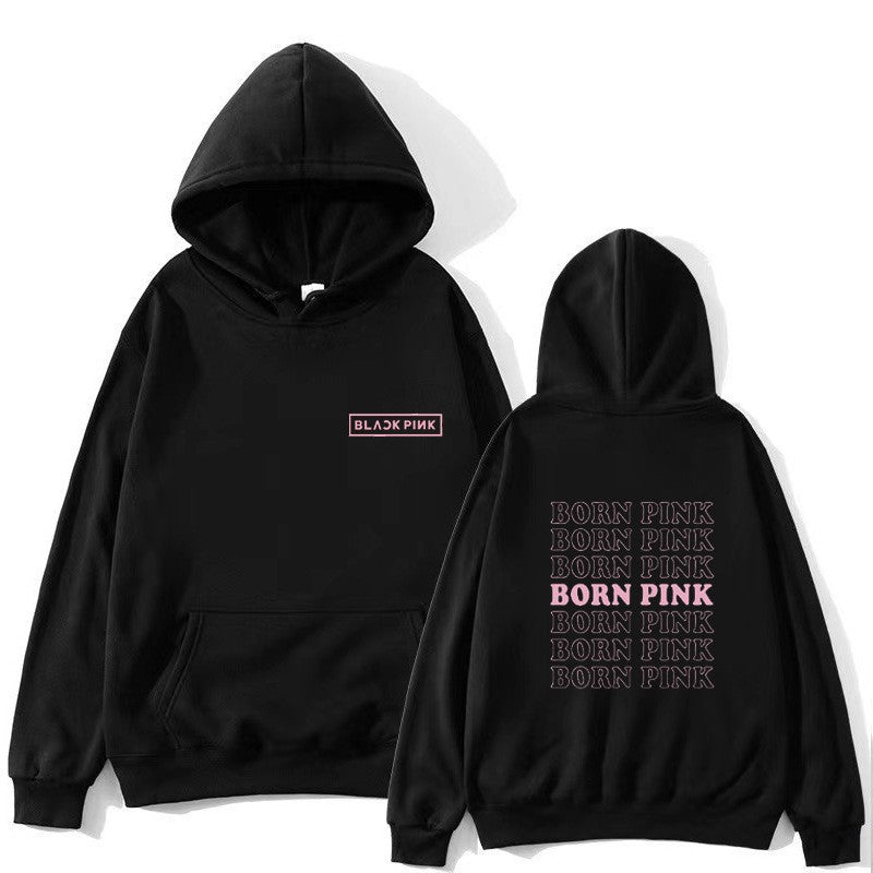 Kvinders hoodie med slående grafisk design Skovae